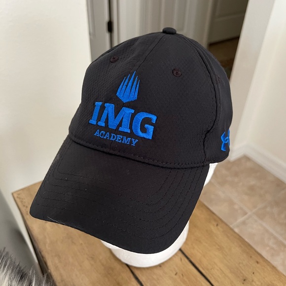 Under Armour Other - IMG Academy Performance Material Hat—great condition!